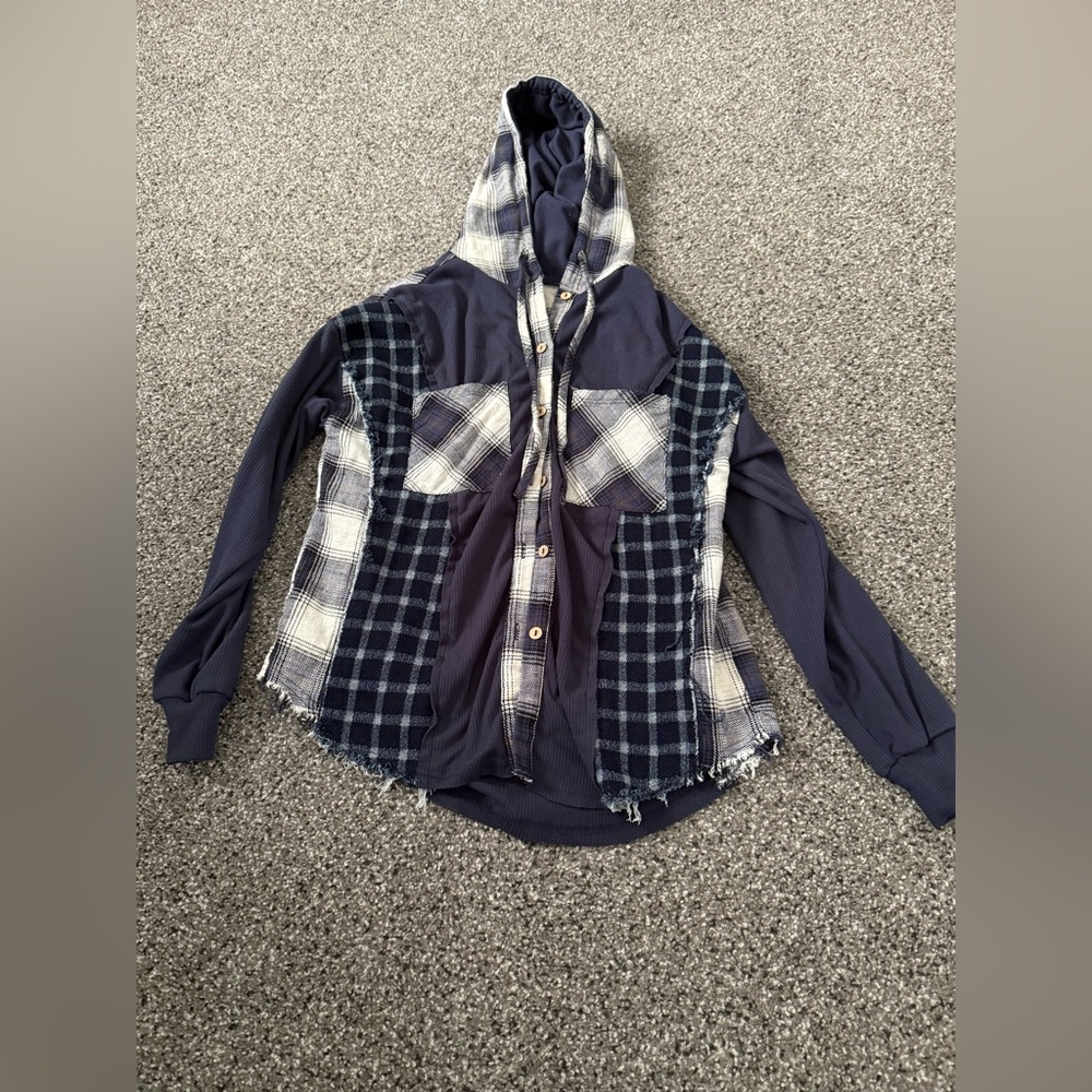 BKE Navy and Cream Plaid Button Down Shirt